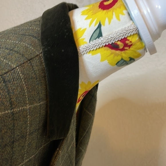 Jones New York ~ Women's Wool Blazer With Velvet Collar - Picture 6 of 11